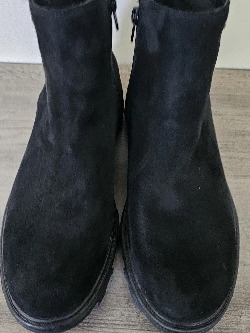 Unisa Women's Black Suede Lug Ankle Boots Size 8 M